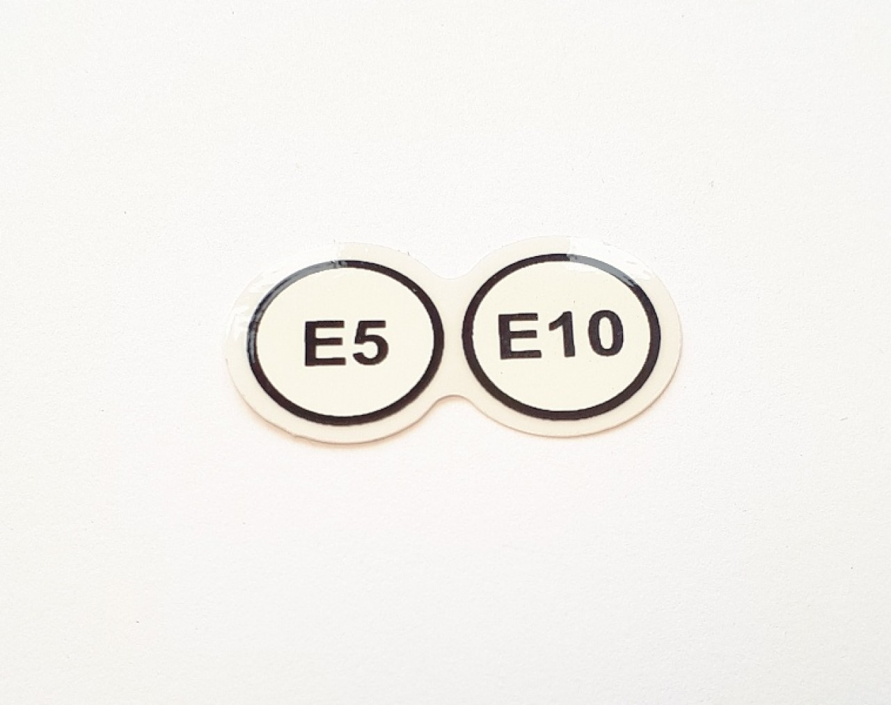 8 - Schild E5/E10